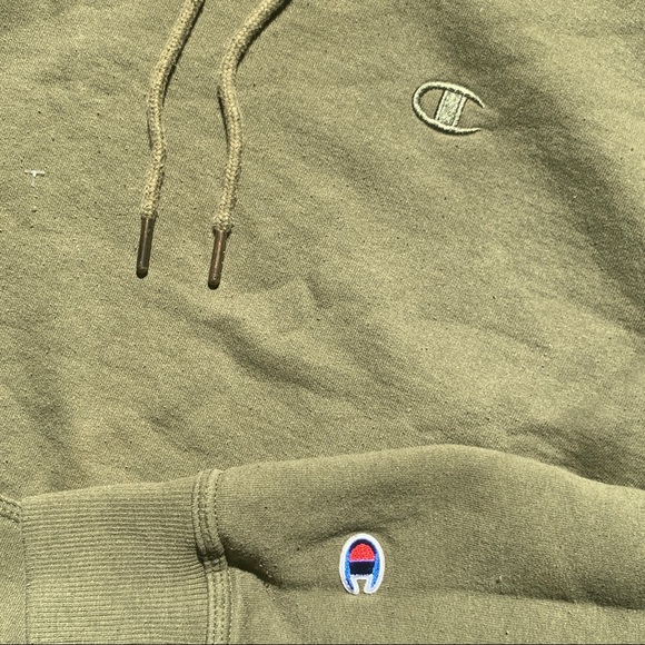 3/55$!!💛💛💛💛💛 Green champion hoodie - Picture 2 of 4